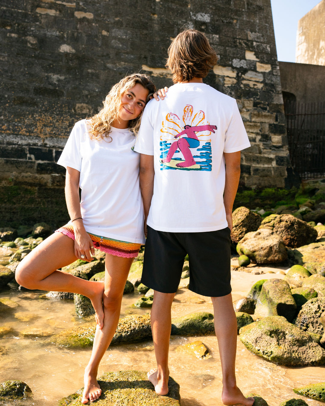 CHULÉ T-Shirt Surf School- Edição verão sustentável produzida em Portugal