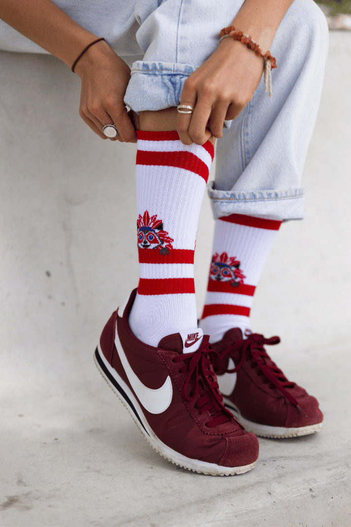 Meias licenciadas Atlético de Madrid Indi Stripes sustentável